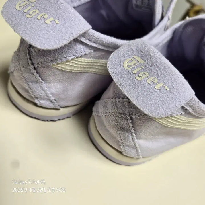 [BUNJANG] Onitsuka Tiger Slip-on Lavender Sneakers / 오니츠카타이거 슬립온 라벤더 245mm