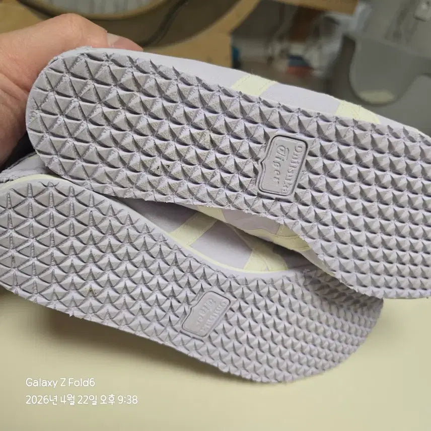 [BUNJANG] Onitsuka Tiger Slip-on Lavender Sneakers / 오니츠카타이거 슬립온 라벤더 245mm