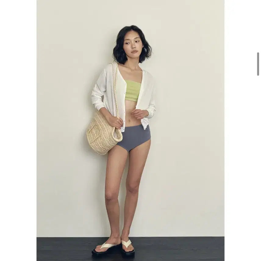 [BUNJANG] ROEN Side Button See-through V-neck Cardigan (White) / [택있는새상품] 로에일 사이드 버튼 시스루 브이넥 가디건 (화이트)