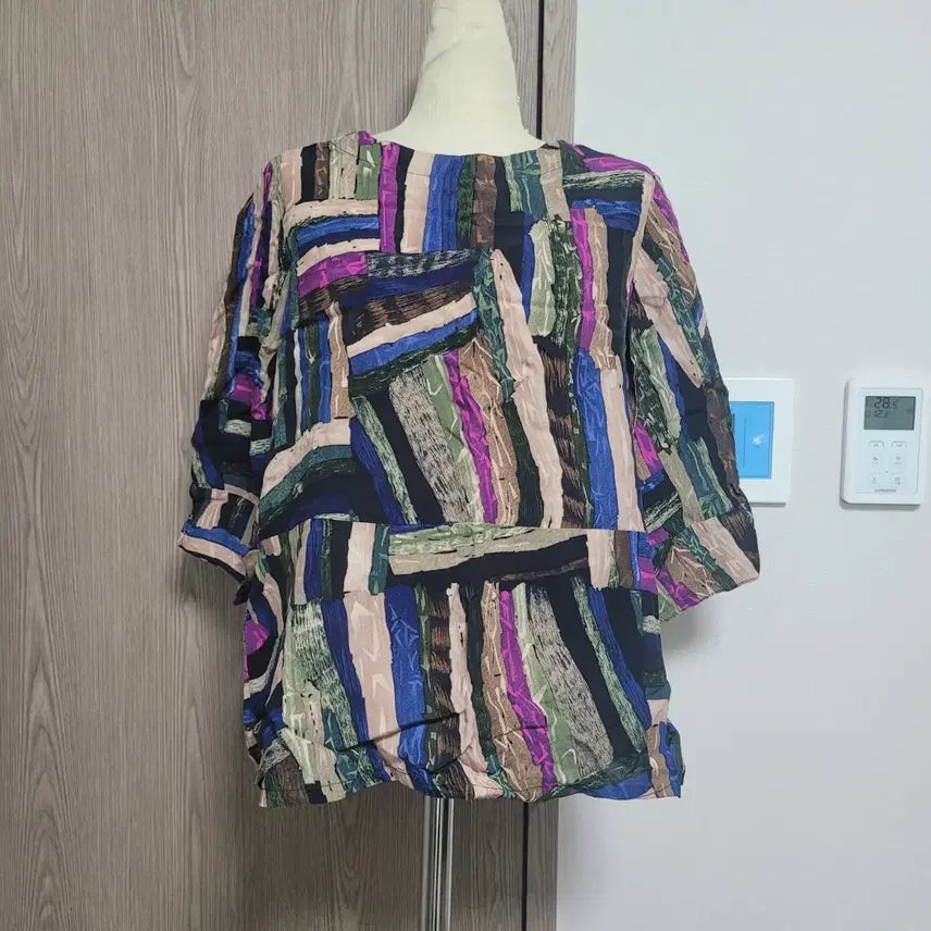 [BUNJANG] RAYCOOL Punggi Inyeon Pattern Blouse 5-Sleeve / 레이쿨 풍기인견 패턴 블라우스 5부 소매