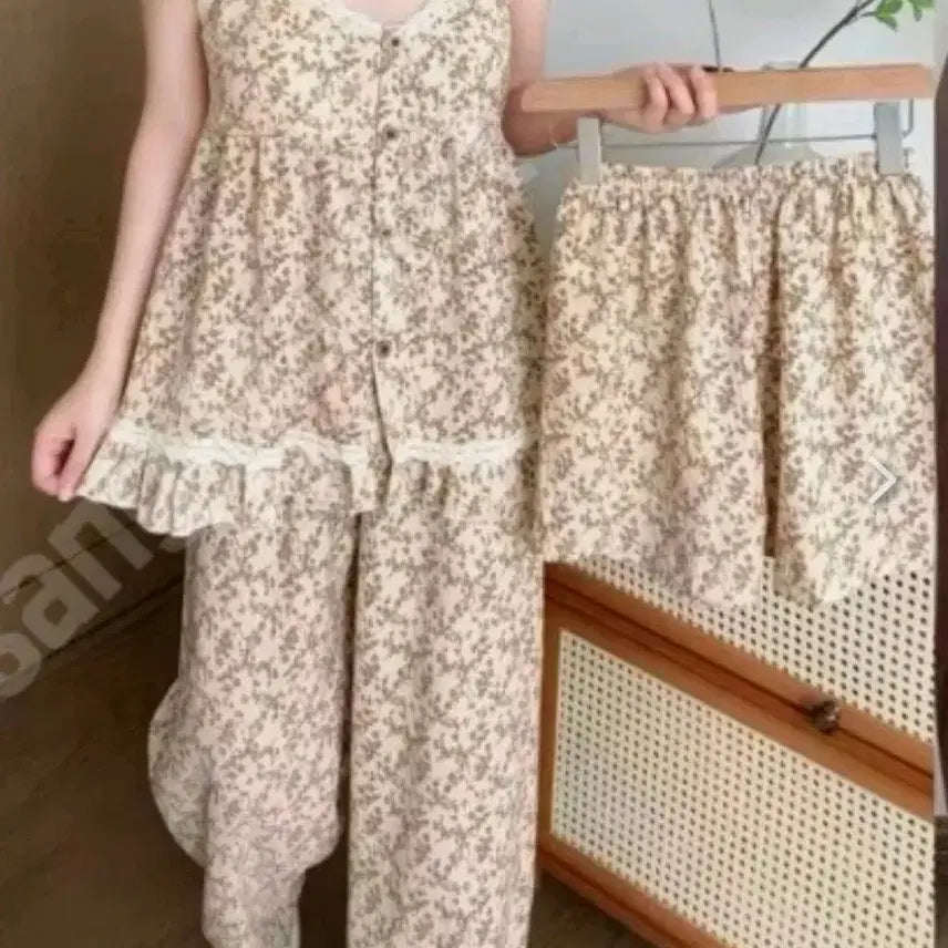[BUNJANG] Floral Pattern Pajama Set / 새-패턴 파자마3set