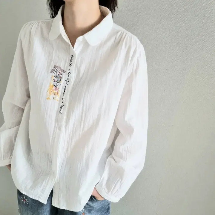 [BUNJANG] Flower Embroidered White Blouse / 플라워 자수 화이트 셔츠 블라우스