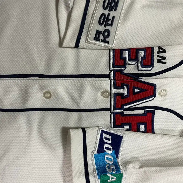 [BUNJANG] Doosan Bears White Baseball Jersey (Size 105) / 두산베어스 유니폼 야구 반팔 105 화이트 유니폼