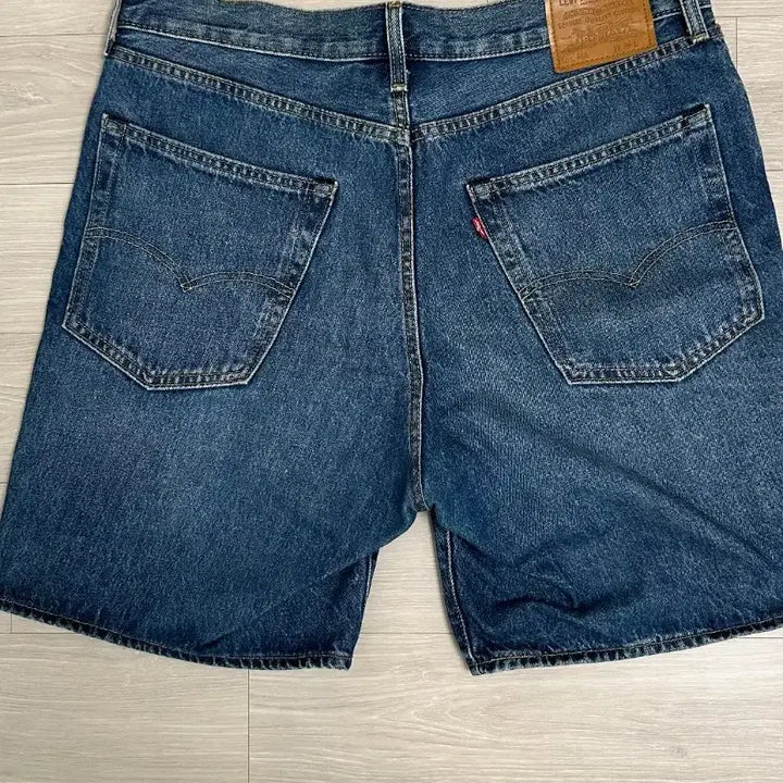 [SOLD OUT] 리바이스 468 루즈핏 데님쇼츠 36