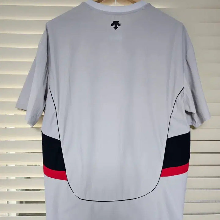 [BUNJANG] Descente Ducati Cooling Oversized T-Shirt (L) / 데상트 두카티 쿨링 오버핏 반팔티셔츠 100(L)