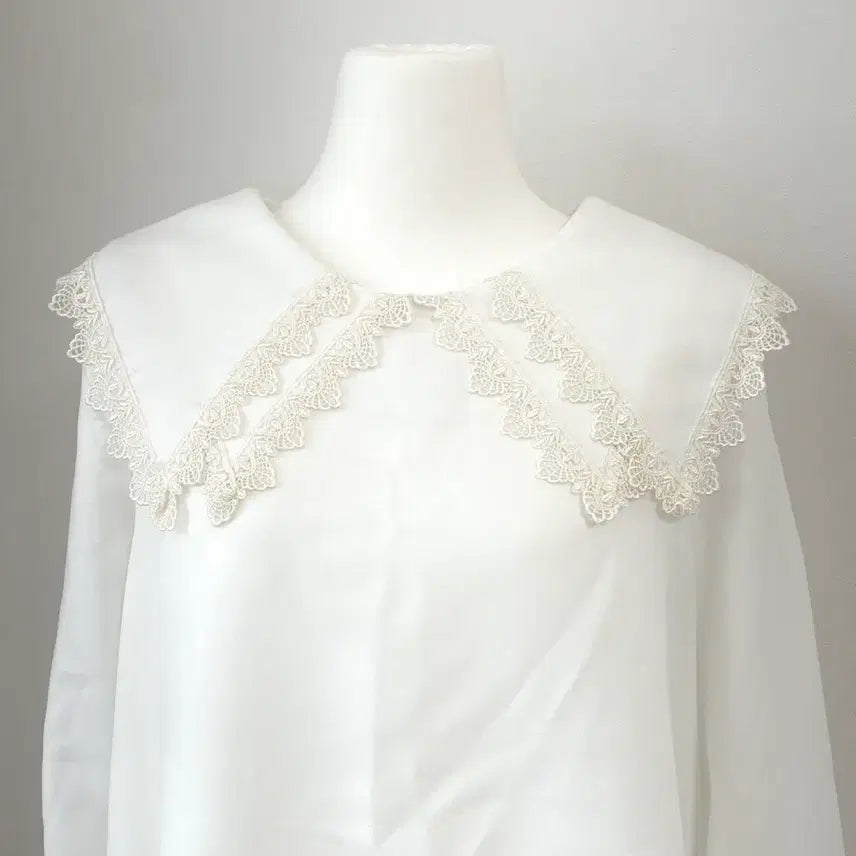 [BUNJANG] White Lace Big Collar Blouse - Layered Style / 레이스 빅카라 블라우스 화이트 러블리 히메갸루 양산형 레이어드 소녀