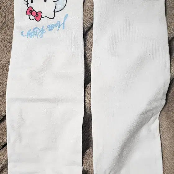 [BUNJANG] Hello Kitty Arm Warmers White / 헬로키티 팔토시 화이트