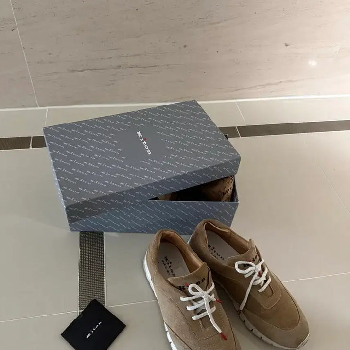 [BUNJANG] Kiton Suede Sneakers Brown Full Set / 키톤 스웨이드 스니커즈 브라운 풀박스