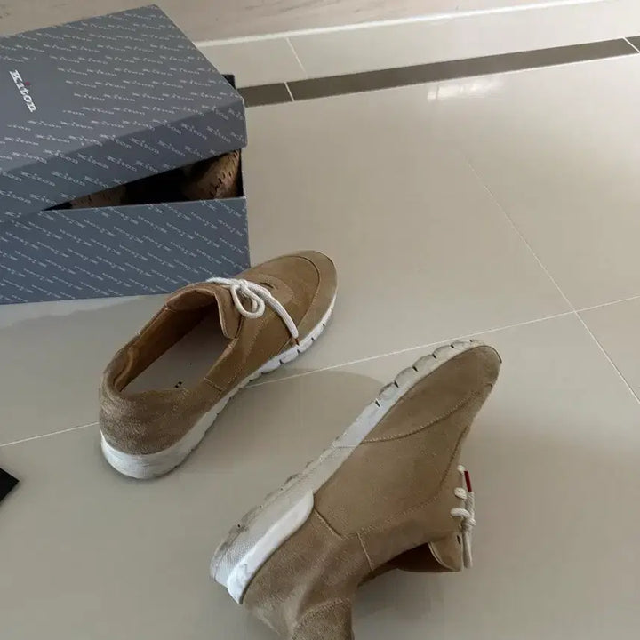 [BUNJANG] Kiton Suede Sneakers Brown Full Set / 키톤 스웨이드 스니커즈 브라운 풀박스