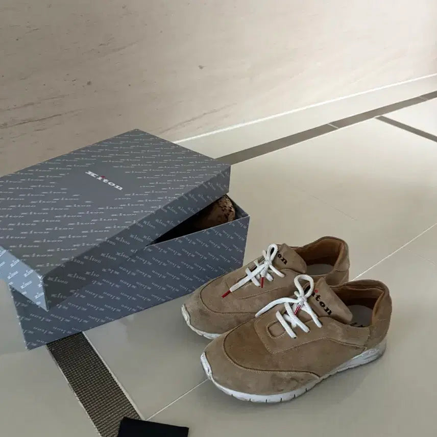 [BUNJANG] Kiton Suede Sneakers Brown Full Set / 키톤 스웨이드 스니커즈 브라운 풀박스