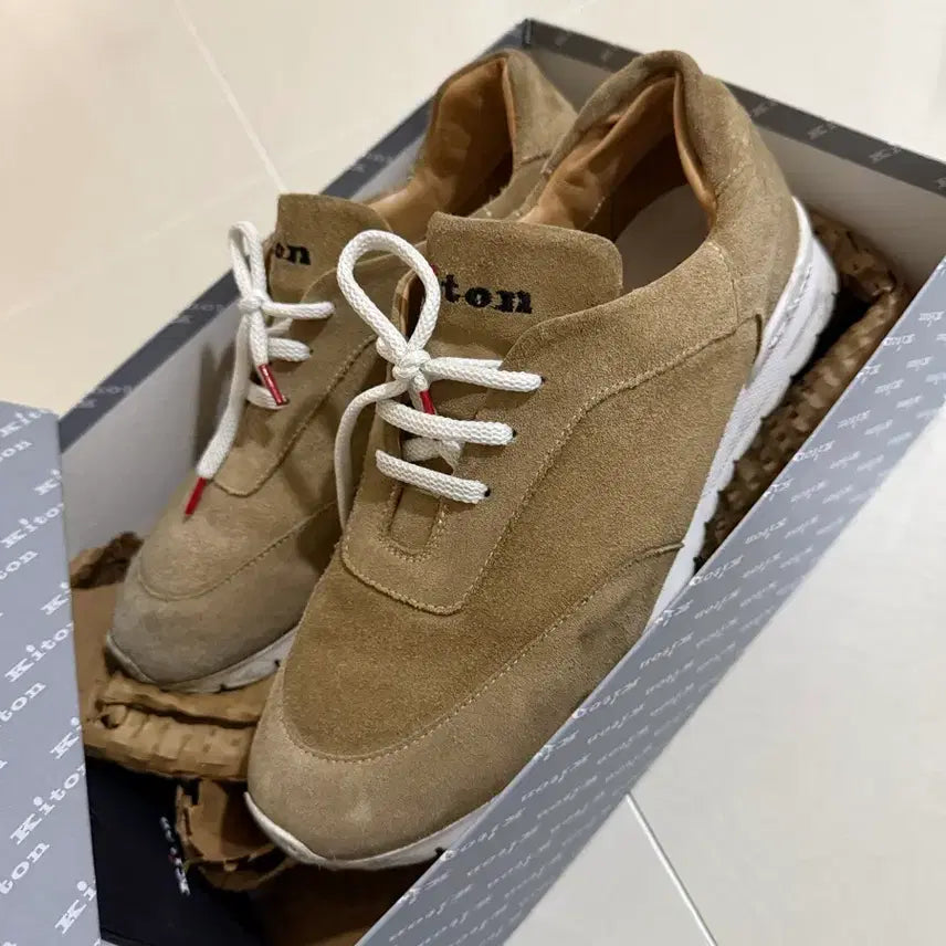 [BUNJANG] Kiton Suede Sneakers Brown Full Set / 키톤 스웨이드 스니커즈 브라운 풀박스