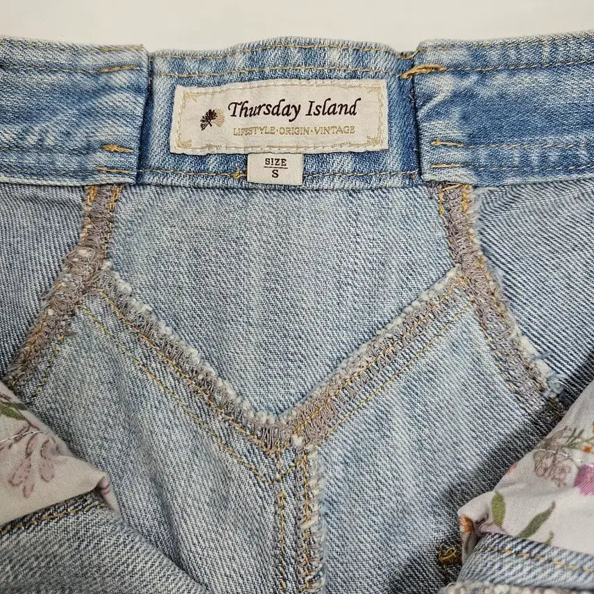 [BUNJANG] Thursday Island Vintage Denim Shorts / 써스데이아일랜드 빈티지 데님 팬츠 반바지