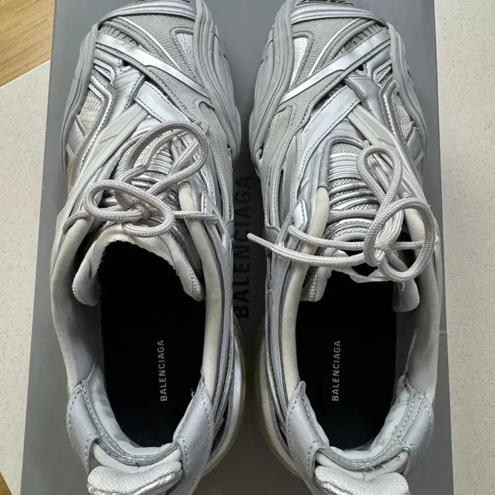 [BUNJANG] Balenciaga Tyrex Silver Sneakers / 발렌시아가 타이렉스 실버 42