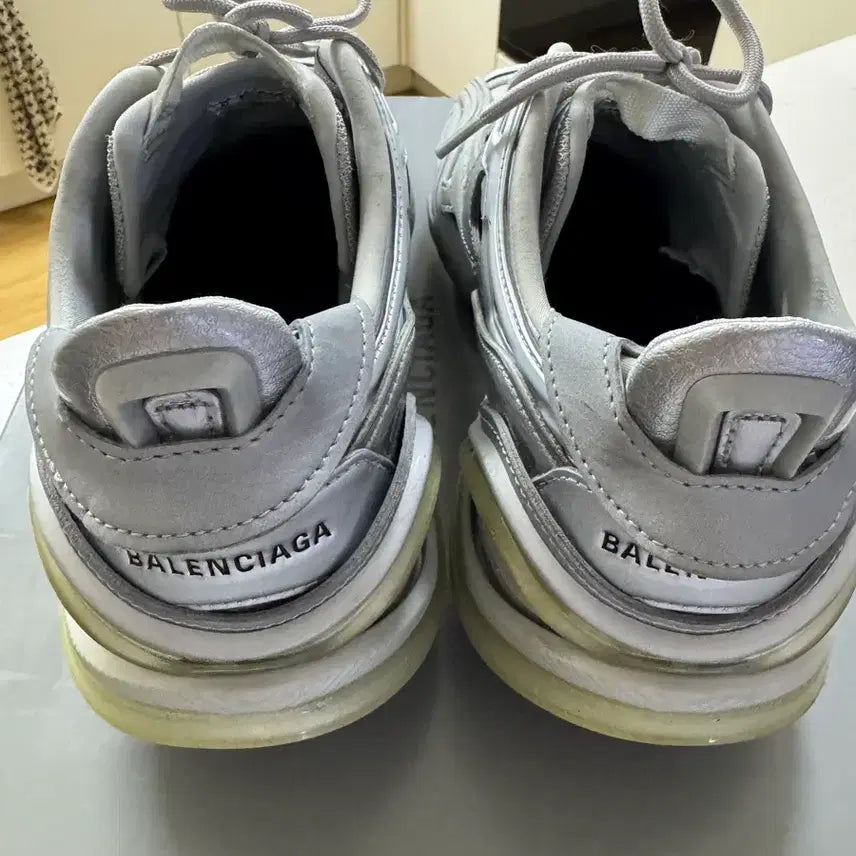 [BUNJANG] Balenciaga Tyrex Silver Sneakers / 발렌시아가 타이렉스 실버 42
