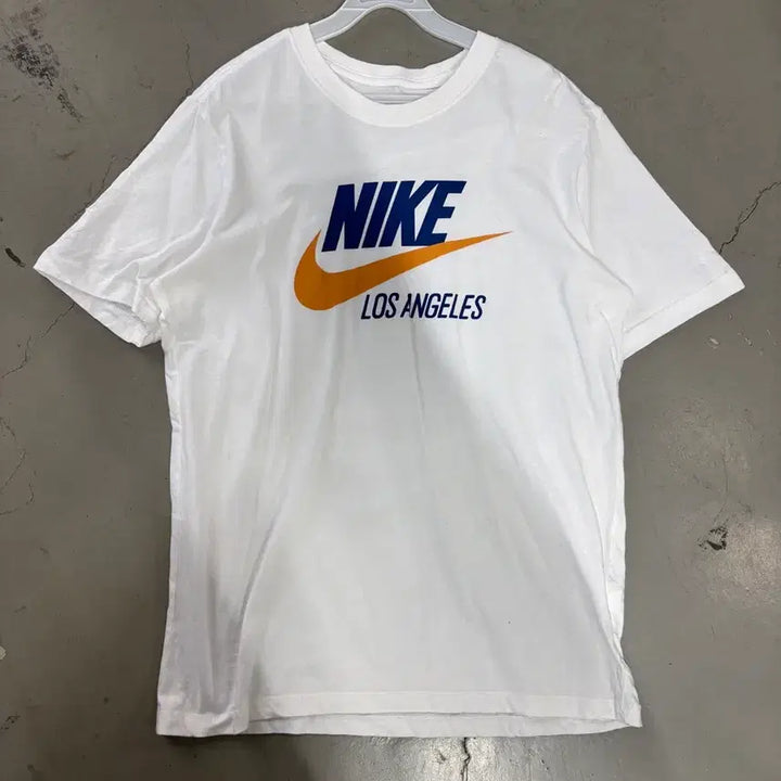[SOLD OUT] 만원샵 나이키 LA 빅로고 반팔티 L