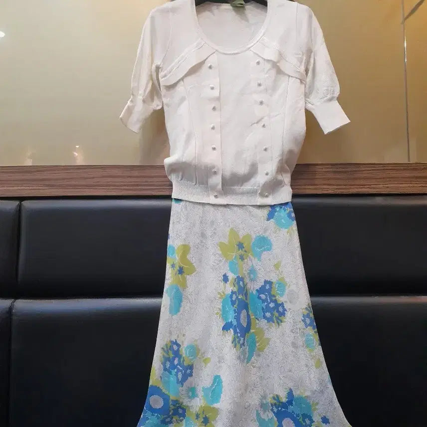 [BUNJANG] Flower Pattern Knit Two-Piece Set Long Skirt / 플라워 패턴 롱 스커트 니트 투피스