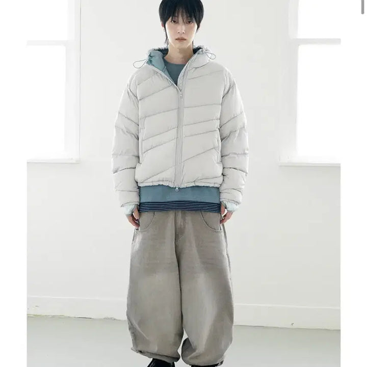 [BUNJANG] KOIN SEOUL X MIMTHE Diagonal Lining Down Jumper / (1) 밈더워드로브 X 코인서울 다이애그널 라이닝 다운점퍼 패딩