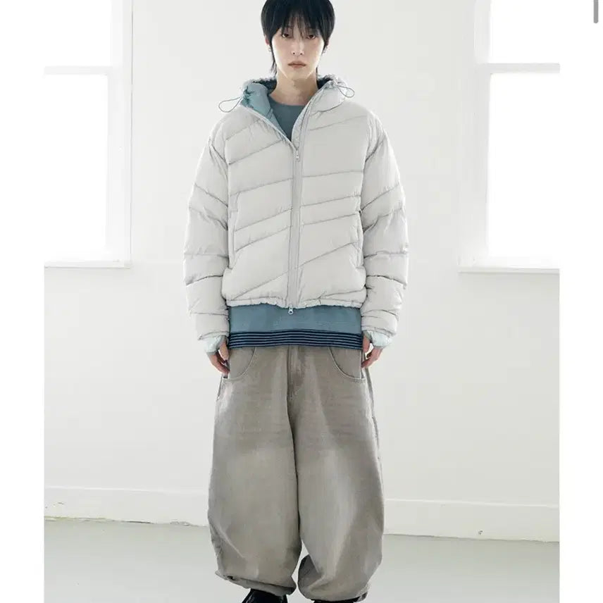[BUNJANG] KOIN SEOUL X MIMTHE Diagonal Lining Down Jumper / (1) 밈더워드로브 X 코인서울 다이애그널 라이닝 다운점퍼 패딩