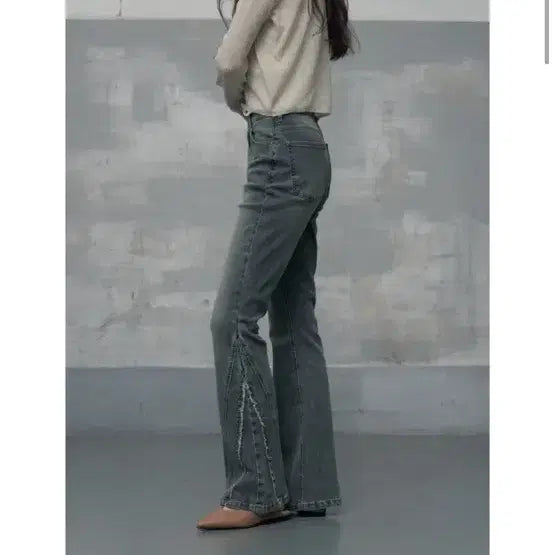 [BUNJANG] Leathery Western Tassel Bootcut Denim Pants / 레더리 웨스턴 테슬 부츠컷 데님팬츠