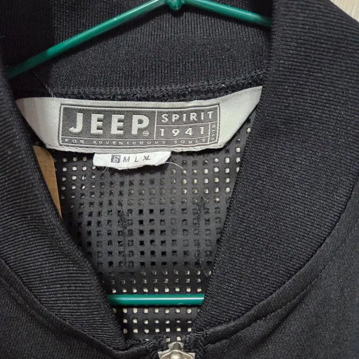 [BUNJANG] Jeep Black Patch Bomber Jacket / 지프 블랙 패치 봄버 자켓