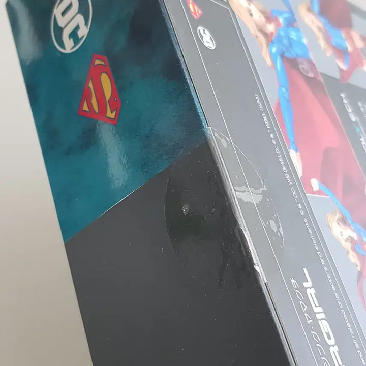 [SOLD OUT] 카이요도 리볼텍 어메이징 야마구치 슈퍼걸 피규어