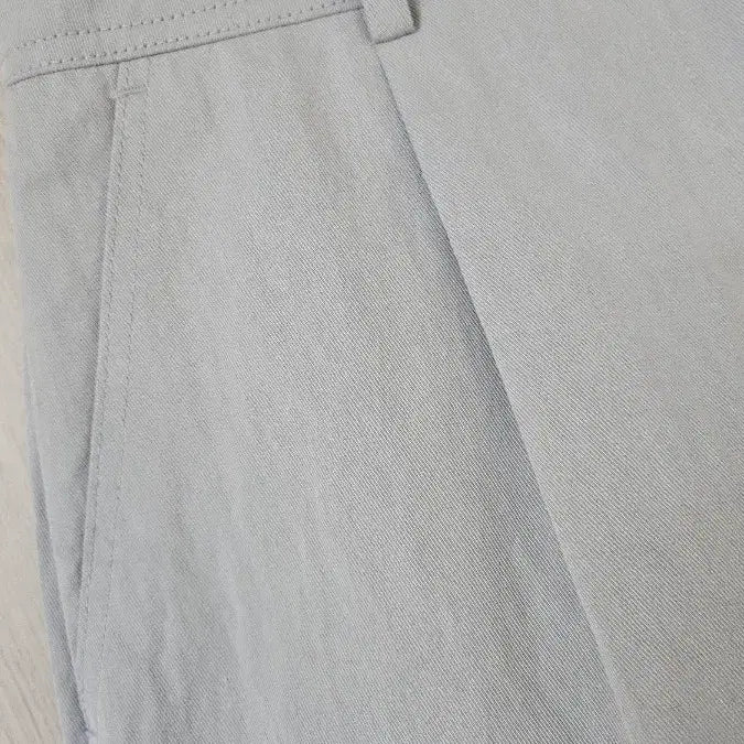 [SOLD OUT] M 핀턱반바지 스판 소라