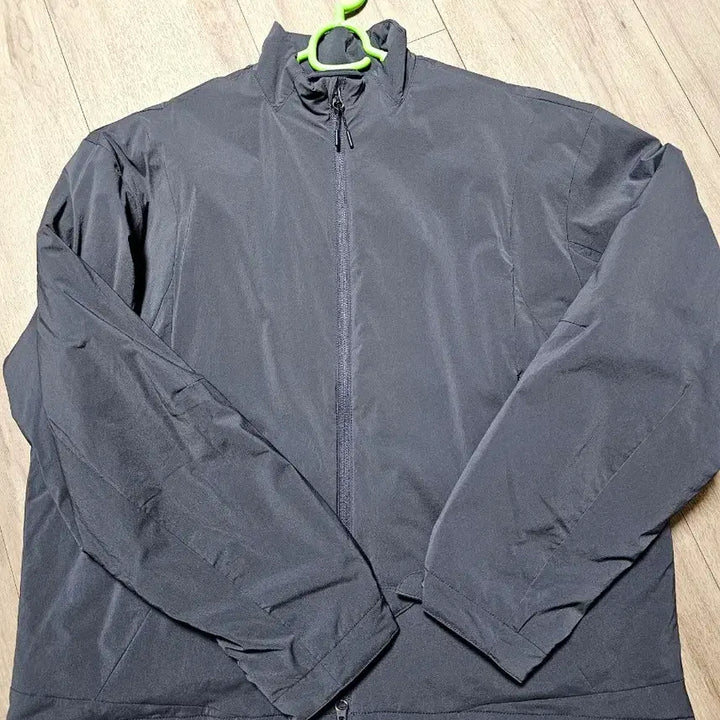 [BUNJANG] In Silence Komati Softshell Jacket Charcoal / 인사일런스 코마티 소프트쉘 자켓 차콜