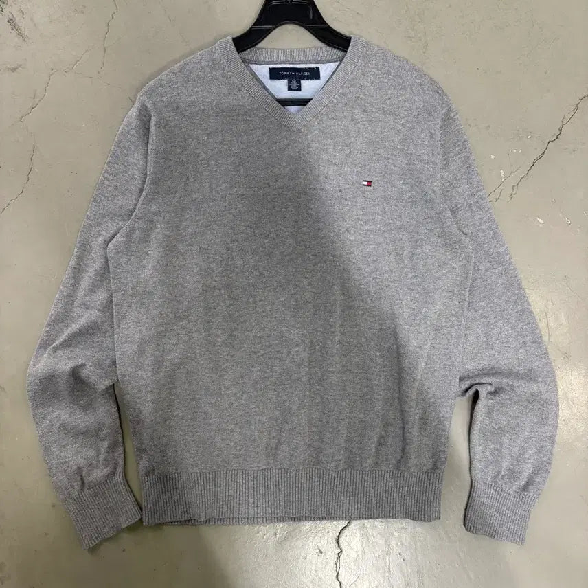 [BUNJANG] Tommy Hilfiger Logo Knit Sweater / 만원샵 타미힐피거 로고 니트 S