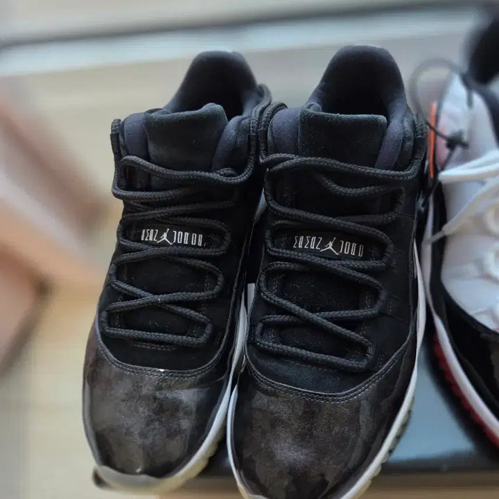 [BUNJANG] Air Jordan 11 "Barons" Sneakers / 조던11바론스