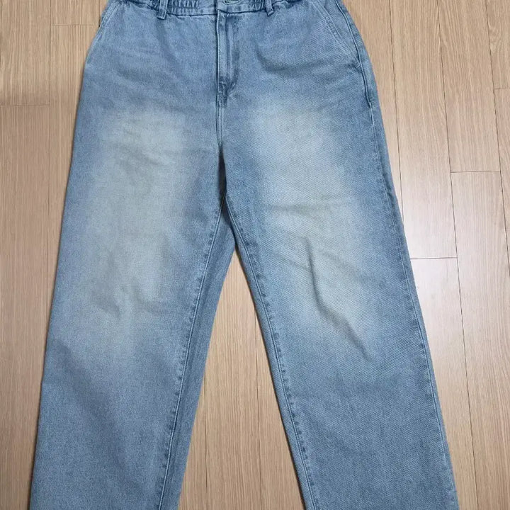 [SOLD OUT] 25ss 솔리드옴므 청바지 82