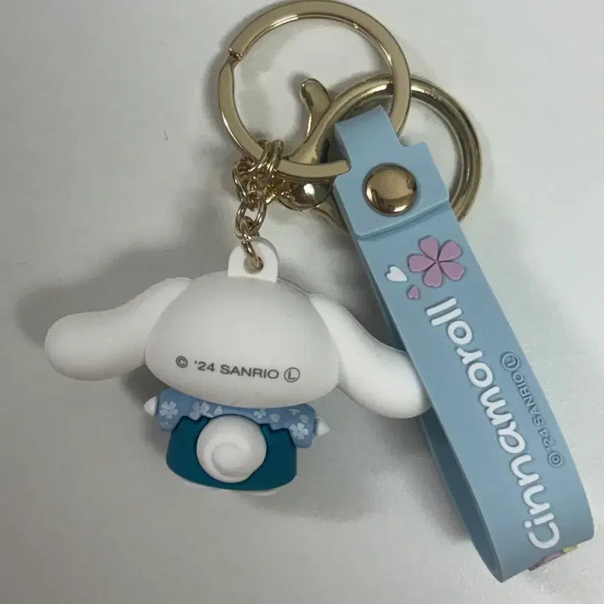 [BUNJANG] Sanrio Cinnamoroll Kimono Rubber Keyring Holder / 산리오 시나모롤 기모노 러버 키링 키홀더
