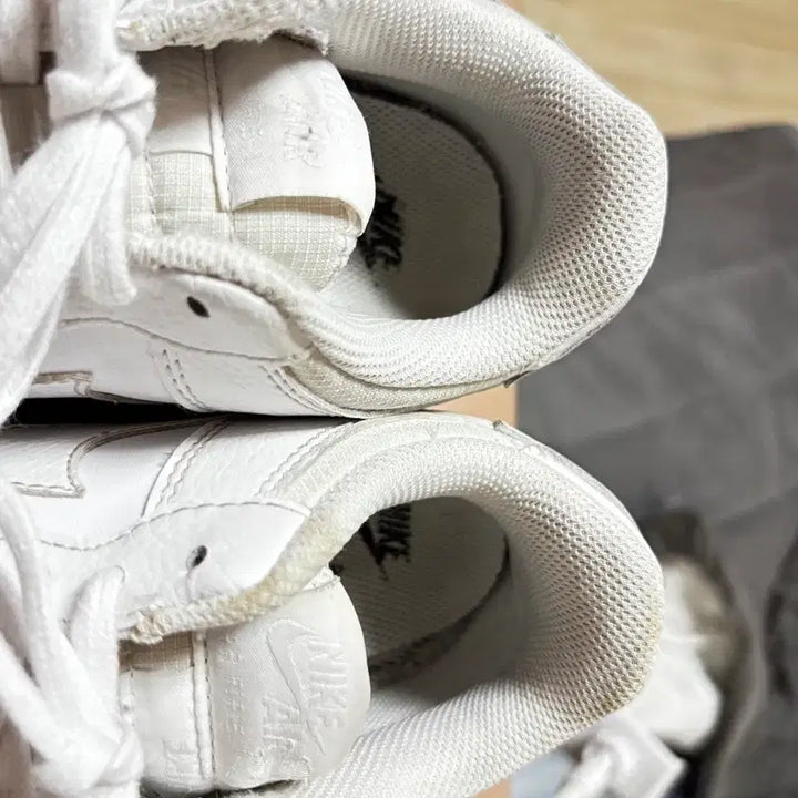 [BUNJANG] Nike Air Force 1 Triple White Sneakers (225mm) / 나이키에어포스 트리플화이트 225