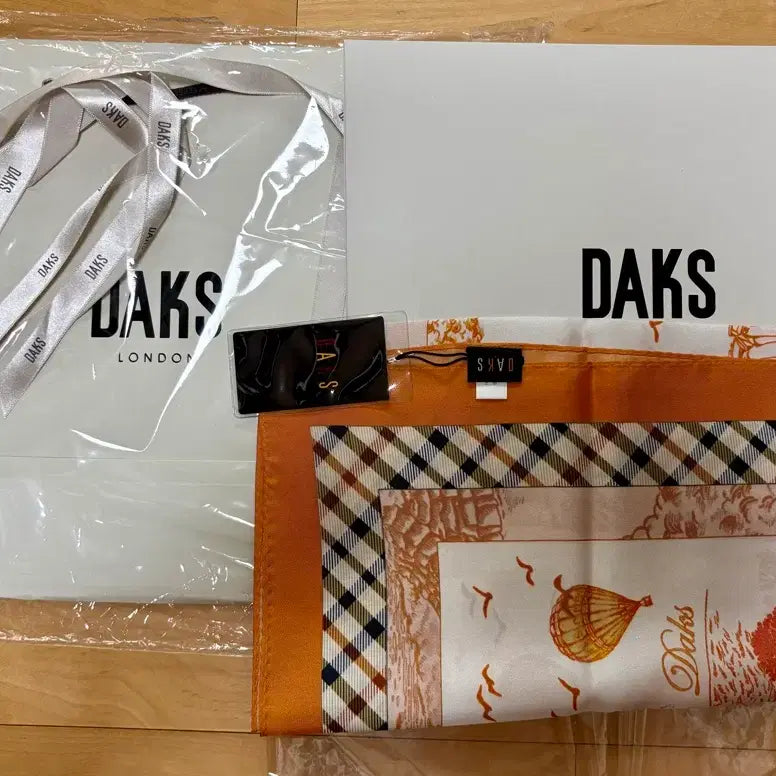[BUNJANG] Daks Orange Silk Scarf / 닥스 오렌지 실크 스카프 SKU005