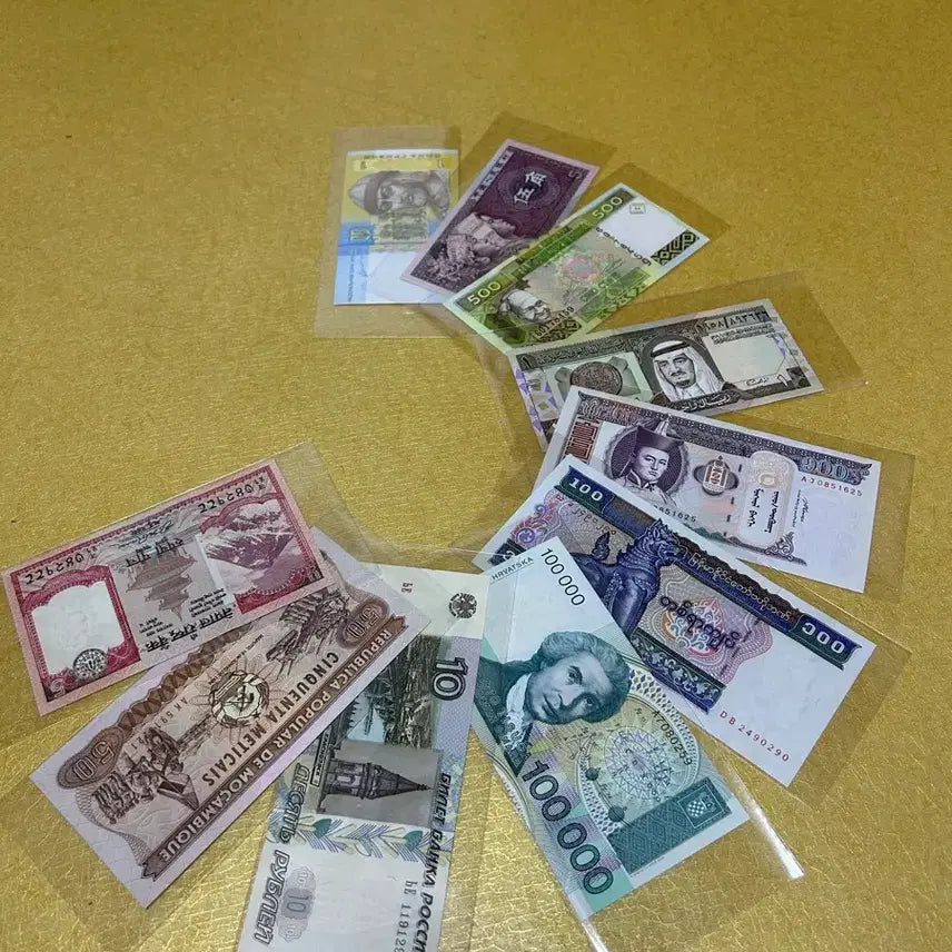 [BUNJANG] Foreign Uncirculated Banknotes Set / 일괄 미사용 외국지폐 해외지폐
