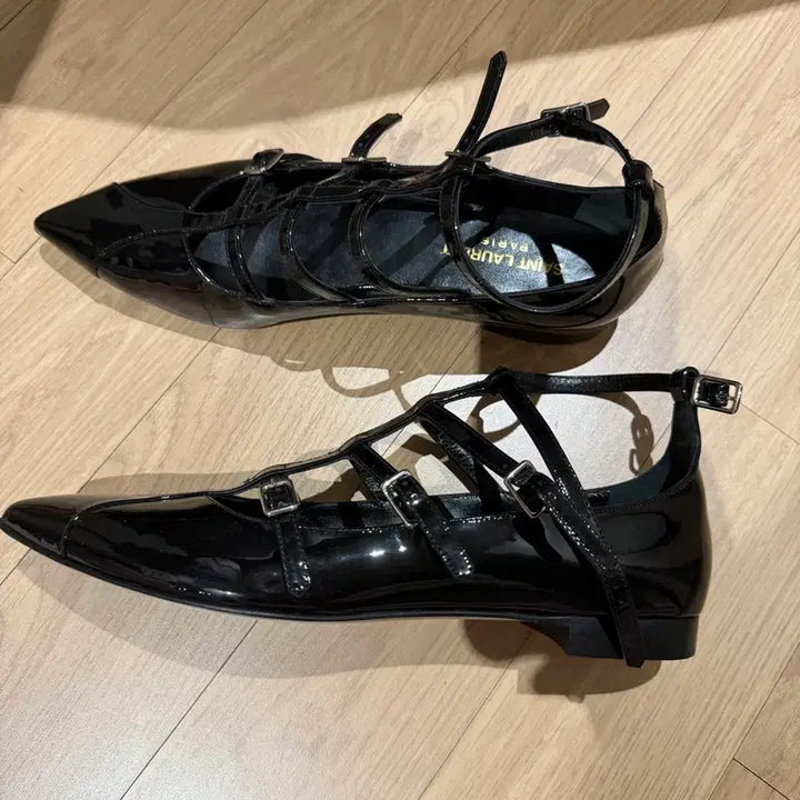 [BUNJANG] Saint Laurent Black Enamel Strap Flats Size 37.5 / 생로랑 블랙에나멜 스트랩 플랫