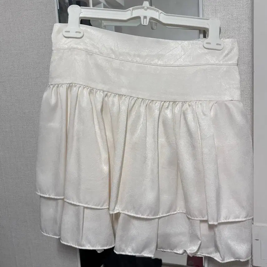 [BUNJANG] Layered Frill Mini Skirt / 레이어드 프릴 미니스커트 새상품