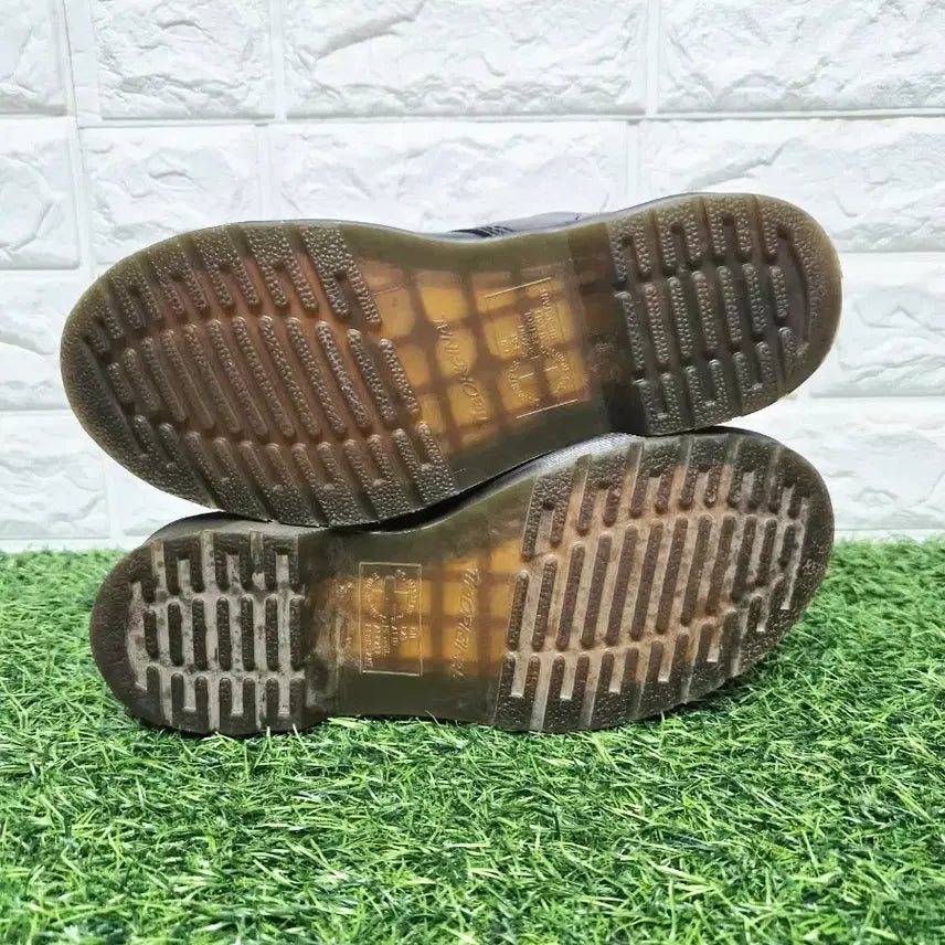 [SOLD OUT] 닥터마틴 230~235(EU 37) 1460 파스칼 버지니아 워커 부츠