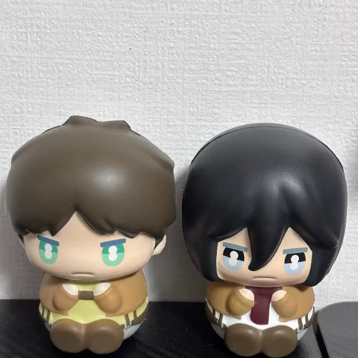 [BUNJANG] Attack on Titan Eren &amp; Mikasa Squishy / 진격의거인 에렌+미카사 스퀴시