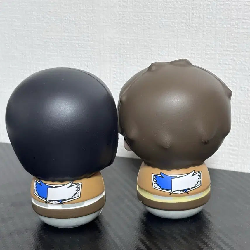 [BUNJANG] Attack on Titan Eren &amp; Mikasa Squishy / 진격의거인 에렌+미카사 스퀴시