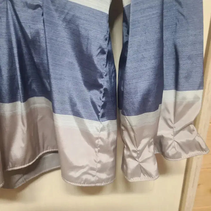 [BUNJANG] Armani Collezioni Striped Women&