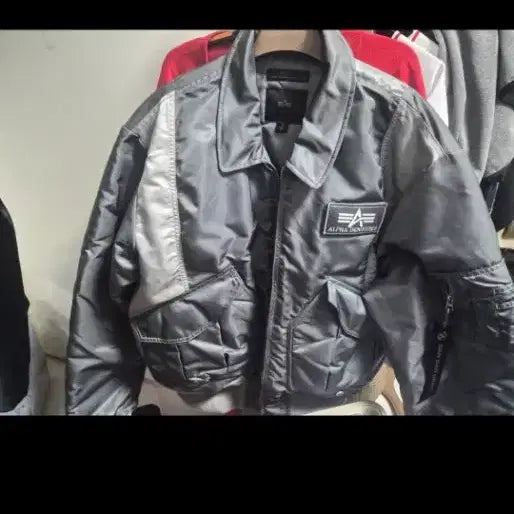 [BUNJANG] Alpha Industries x Sansan Gear Flight Jacket / 산산기어 알파인더스트리 콜라보 플라이트 자켓