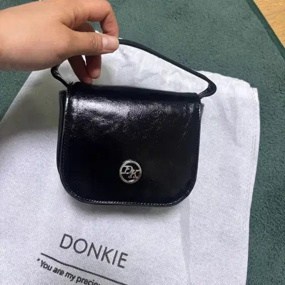 [BUNJANG] Donkey Colin Handbag (New) / 돈키콜린 크로스가방(새제품)