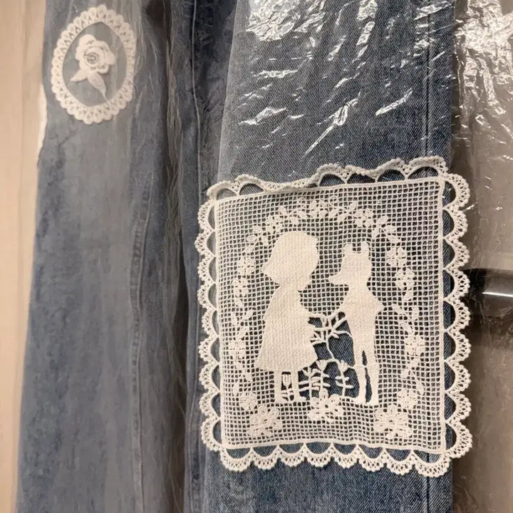 [BUNJANG] SINEINN Lace Patchwork Denim Pants (S Size) / 시눈 레이스 패치워크 데님 팬츠 S사이즈
