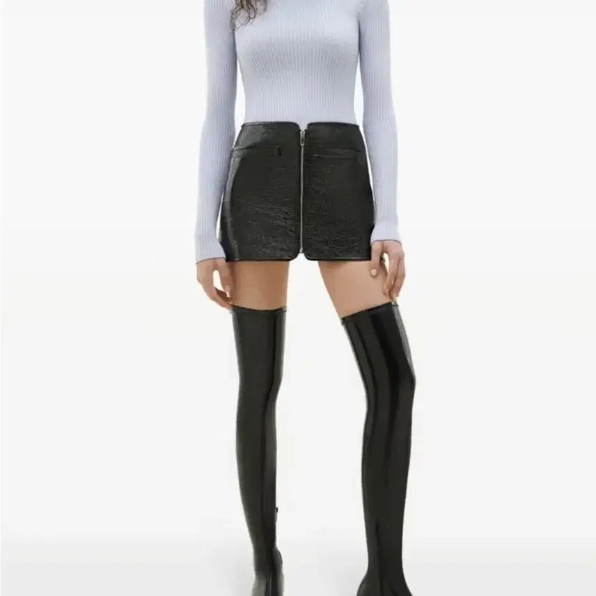 [BUNJANG] Courreges 22 Logo Patch Ribbed Turtleneck Knit Sweater (M) / 꾸레쥬 매장판 22 로고 패치 골지 터틀넥 니트 스웨터 M