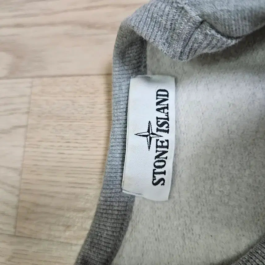 [BUNJANG] Stone Island Gray M Crewneck / 스톤아일랜드 맨투맨 그레이 m