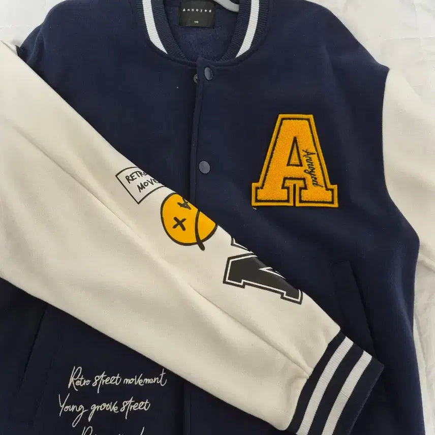 [BUNJANG] Annoyed Varsity Jacket Navy Size 100 / A annoyed 바시티자켓 100사이즈
