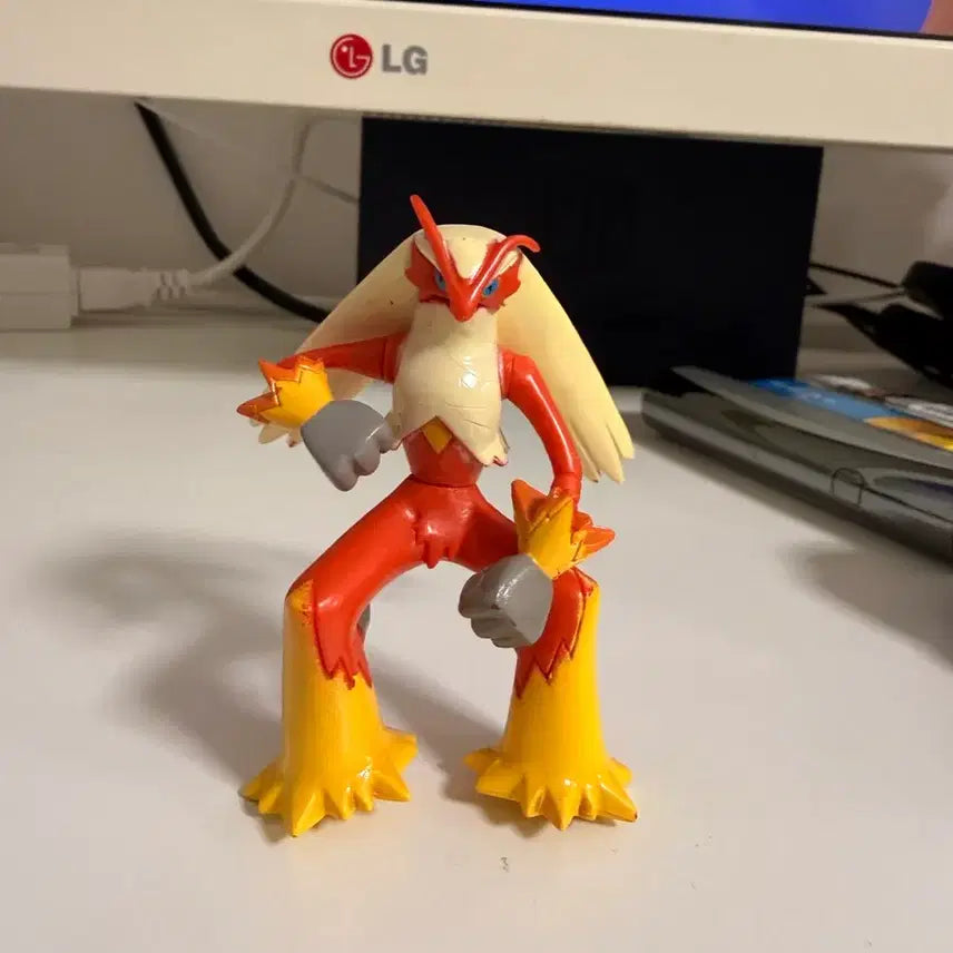 [BUNJANG] Authentic Pokemon Infernape Figure / 정품 포켓몬 번치코 피규어
