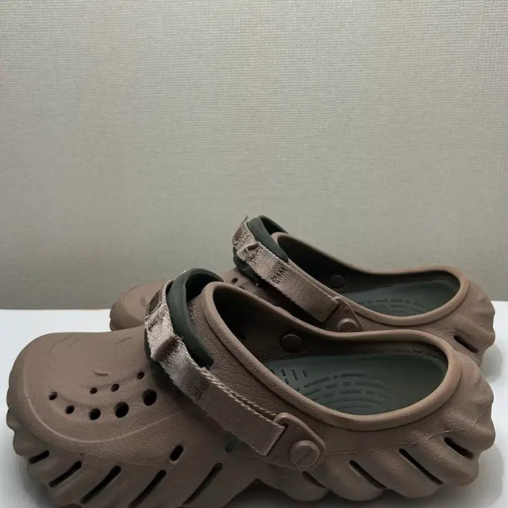 [SOLD OUT] 크록스 에코 클로그