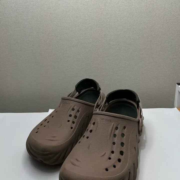 [SOLD OUT] 크록스 에코 클로그