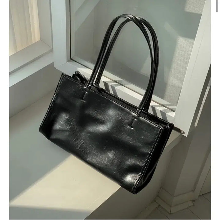 [BUNJANG] Big Square Shoulder Bag - Black / 빅 스퀘어 숄더백 블랙